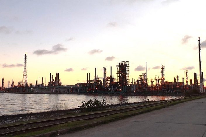 Instalações da refinaria da Ancap em La Teja (Uruguai)