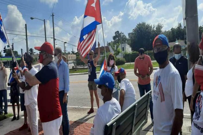 Solidariedade com Cuba em Miami