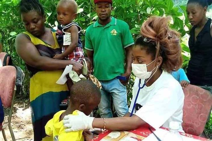 Médica cubana no Haiti 