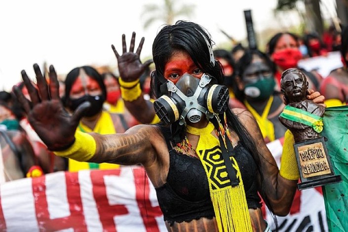 Os indígenas acompanham o julgamento do «marco temporal» em Brasília desde Agosto 