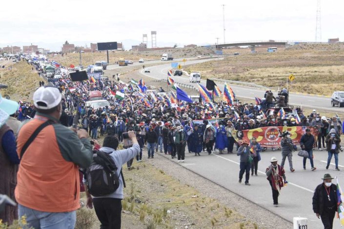 A Marcha pela Pátria, entre Oruro e La Paz, entra hoje no quarto dia