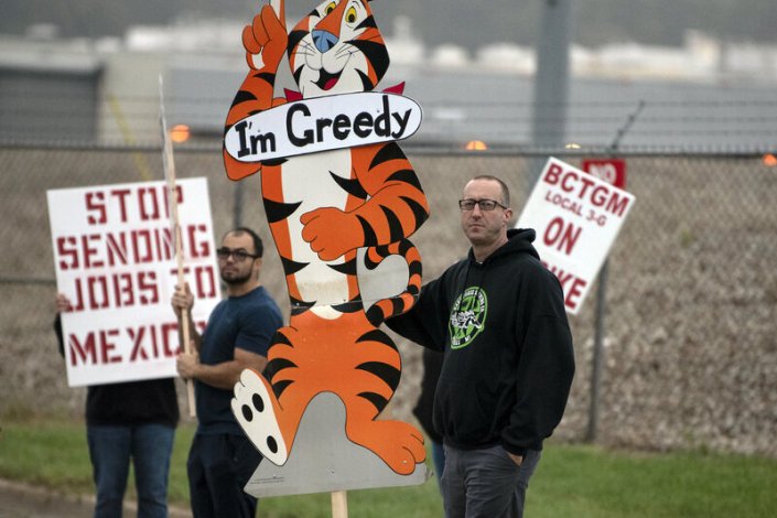 Piquete de greve de trabalhadores da Kellogg's, uma das maiores produtoras de cereias de pequeno-almoço do mundo, em Battle Creek, Michigan