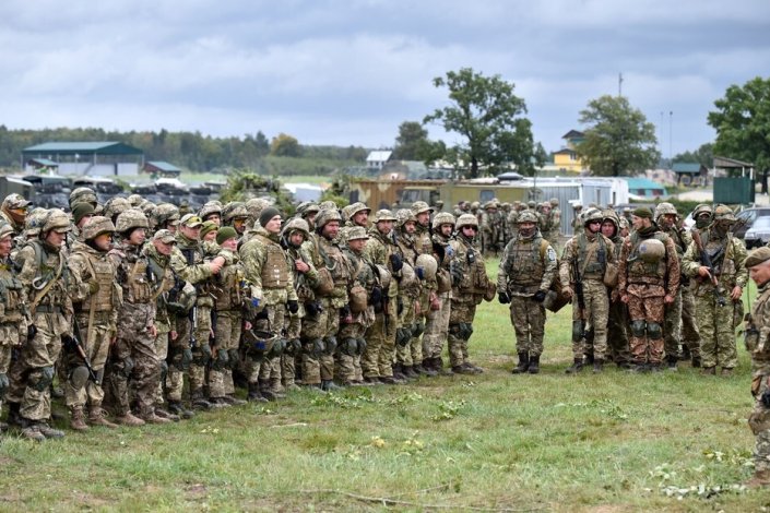 Militares durante um execício conjunto entre a Ucrânia e países-membros da NATO, em Setembro de 2021