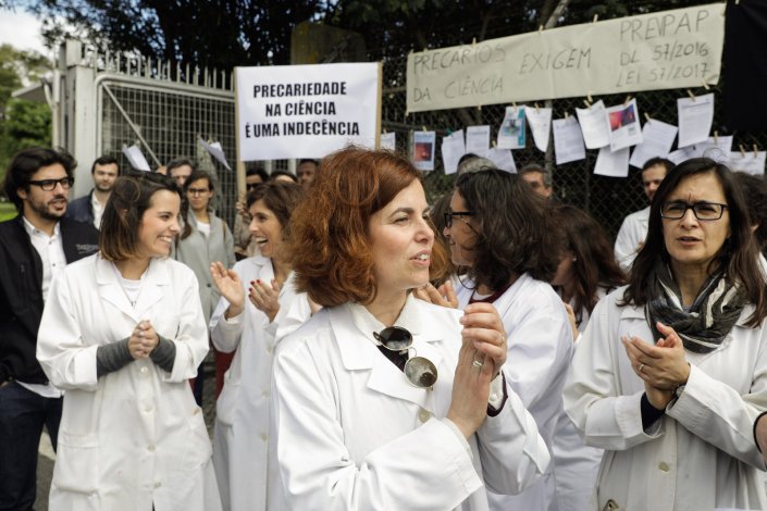 Protesto de bolseiros de investigação científica contra a precariedade, no Campus Tecnológico e Nuclear, Polo de Loures, São João da Talha.