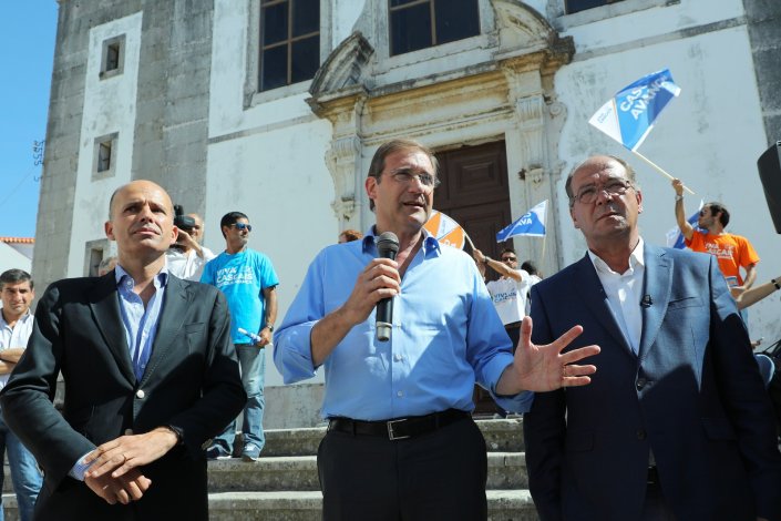 Acção de campanha da candidatura de Carlos Carreiras, presidente da Câmara Municipal de Cascais, às eleições autárquicas de 2017, acompanhado de Pedro Passos Coelho e Pedro Mota Soares.