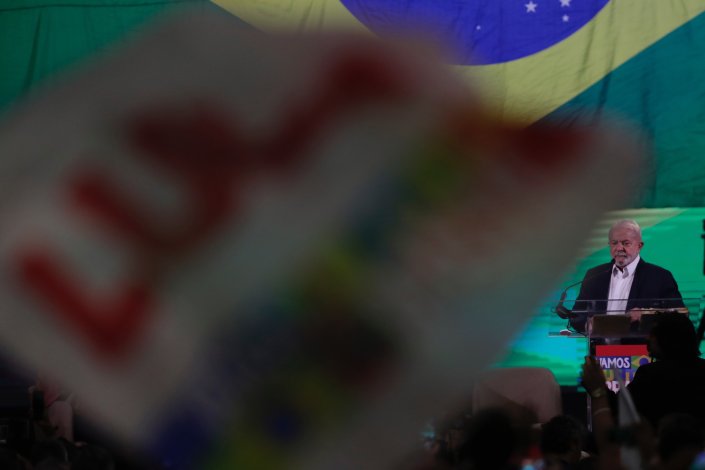 Lula da Silva numa acção de campanha.