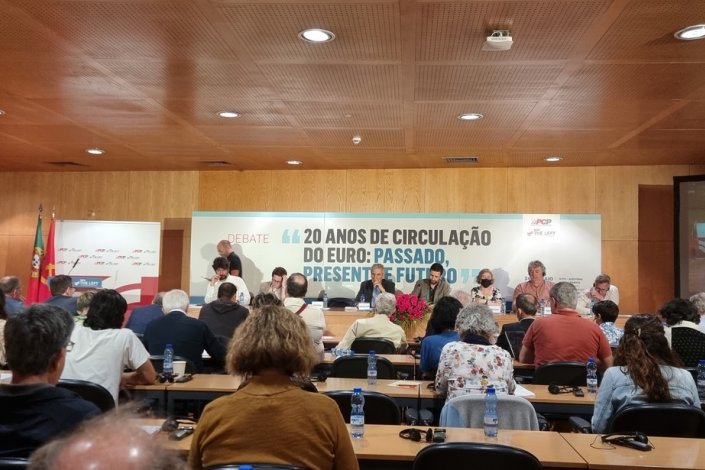 A conferência internacional «20 anos de circulação do Euro: passado, presente e futuro», uma iniciativa do PCP e do Grupo da Esquerda (GUE/NGL) do Parlamento Europeu, encheu o Auditório Afonso de Barros, no ISCTE-Instituto Universitário de Lisboa, a 24 de Maio de 2022