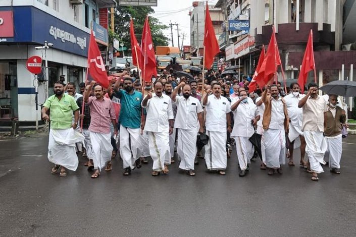 Manifestação de protesto em Kattappana, no distrito de Idukki 
