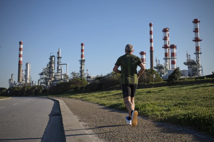 Refinaria do Porto (Matosinhos) encerrada com a conivência do governo de António Costa. Os terrenos serão usados para uma operação que os trabalhadores afirmam ser de especulação imobiliária.
