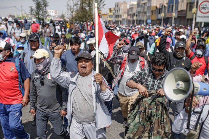 Os protestos contra o golpe de direita no Peru alastraram a quase todo o país
