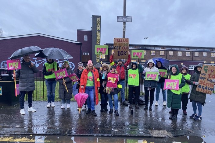 Professores do ensino primário em greve na Escócia, a 10 de Janeiro de 2023