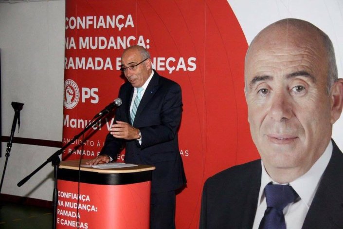 Manuel António Varela da Conceição, presidente da União de Freguesias de Ramada e Caneças, em sessão pública da sua candidatura pelo PS à autarquia. A sessão contou com a participação do actual presidente da Câmara Municipal de Odivelas, Hugo Martins, do PS. 