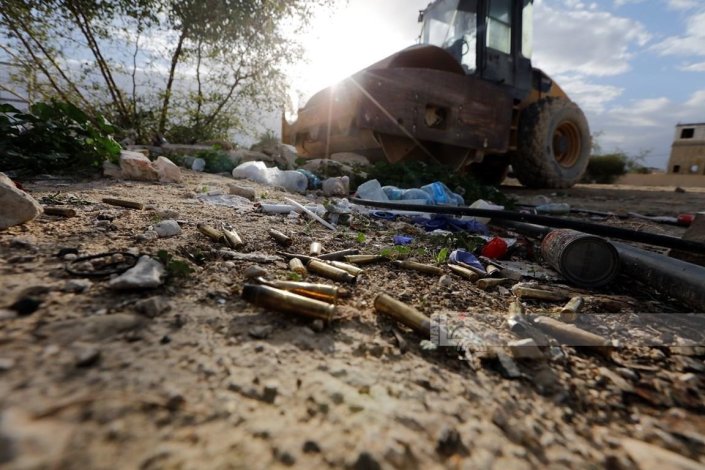 Projécteis de balas do ataque do Exército israelita a uma casa no campo de refugiados de Aqbat Jabr, em Jericó, a 6 de Fevereiro de 2023 