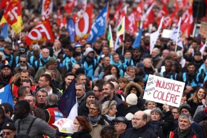 Manifestação contra a reforma das pensões, em Paris, a 15 de Março de 2023 