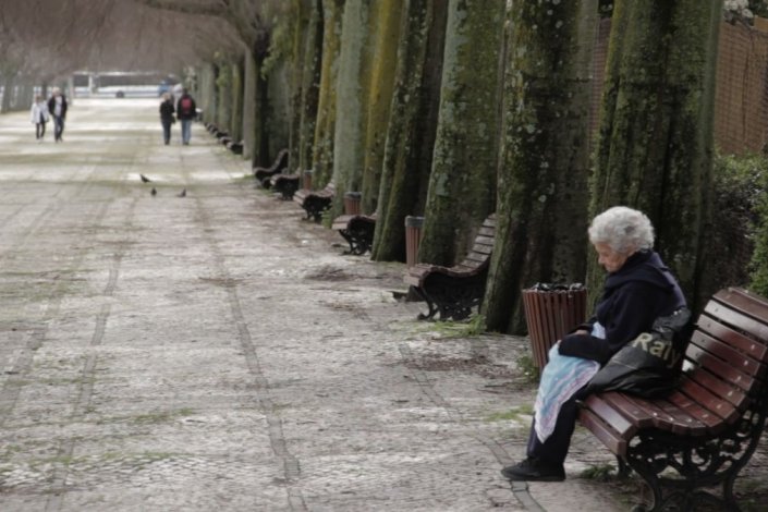 A idade normal de acesso à pensão aumenta para os 66 anos e três meses e, por outro lado, quem se reformar antes desta idade, vai ter um corte maior no valor da sua pensão