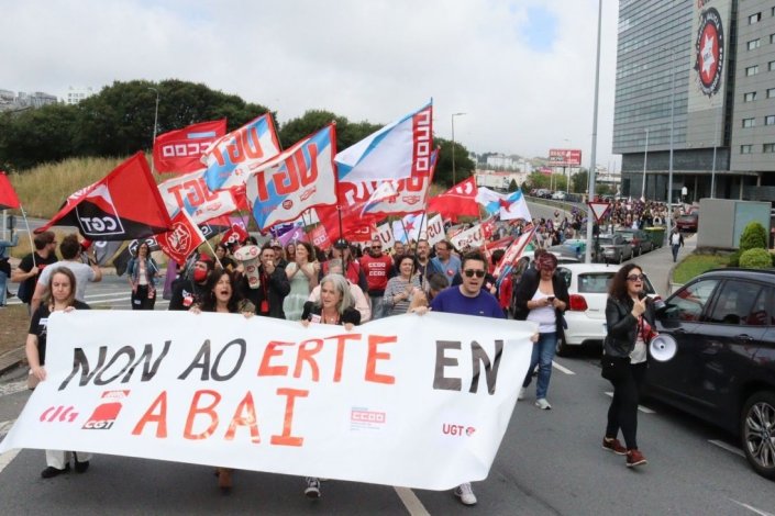 Trabalhadores do centro de chamadas da Abai em greve na Corunha a 13 de Junho de 2023