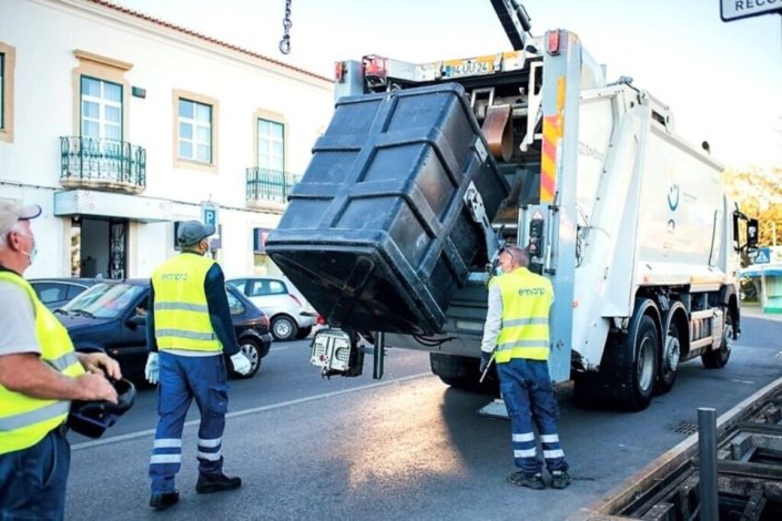 Recolha de lixo urbano em Portimão