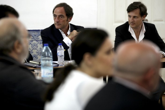 Paulo Portas, presidente do CDS-PP em 2004, e António Carlos Monteiro, deputado que acusou o PCP de não querer fiscalização às suas contas, numa reunião partidária, na sede nacional do partido, em Lisboa. 20 de Julho de 2013