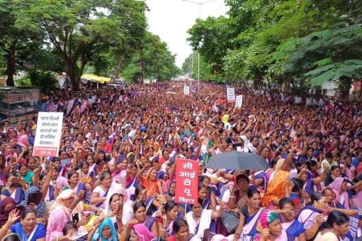 No dia 3 de Agosto, 90 mil trabalhadoras da Saúde em greve manifestaram-se em Patna, capital do estado de Bihar