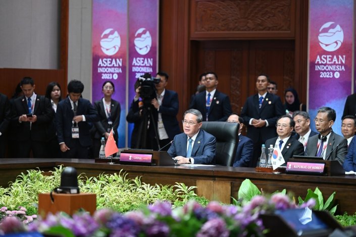 LI Qiang a discursar na 26.ª Cimeira ASEAN Mais Três, em Jacarta, a 6 de Setembro de 2023