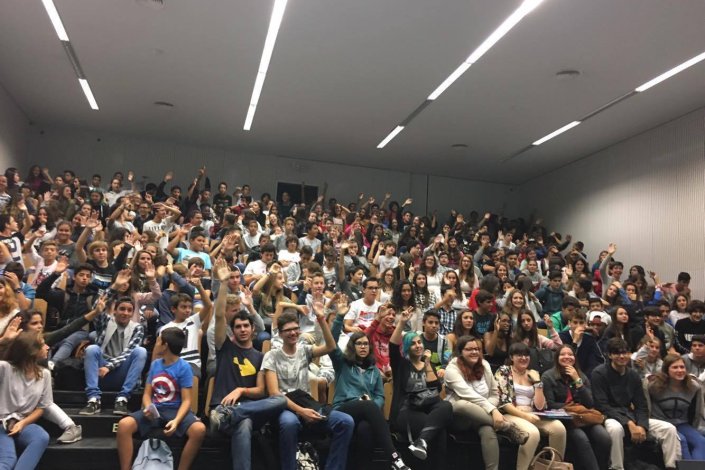 Alunos da ESSG na reunião geral do dia 7 de Outubro