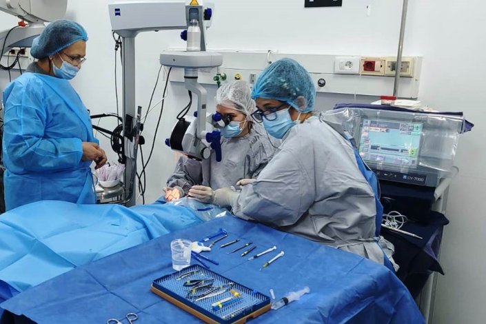 Desde 2007, os especialistas cubanos, em conjunto com os uruguaios, realizaram mais de 109 mil intervenções oftalmológicas no país sul-americano, no âmbito da Missão Milagre 