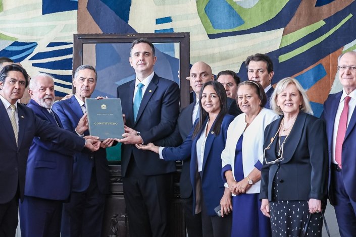 Lula da Silva, Luís Roberto Barroso, Rodrigo Pacheco e Alexandre de Moraes durante o acto que assinalou um ano dos ataques golpistas de 8 de Janeiro