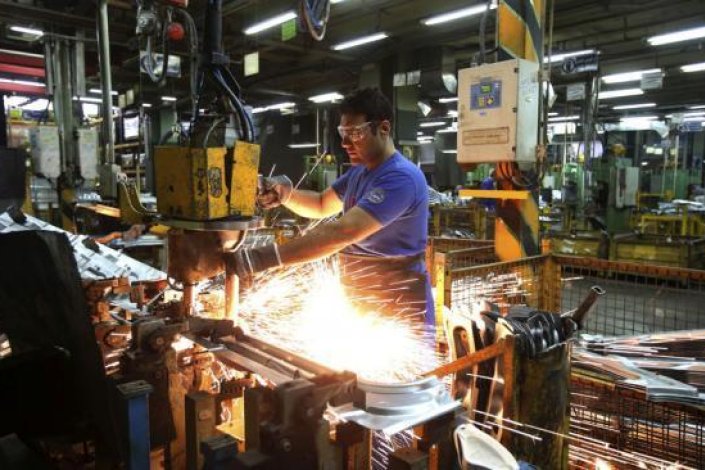 Segundo resultados apurados no primeiro quadrimestre de 2016, as empresas do sector facturaram mais de 4800 milhões de euros