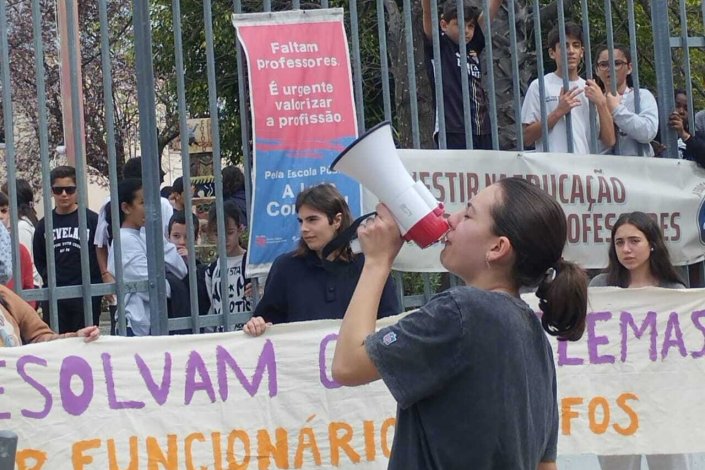 Luta dos estudantes na ES Anselmo de Andrade em Almada.