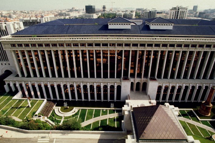 Sede da «Caixa» foi inaugurada em 1994