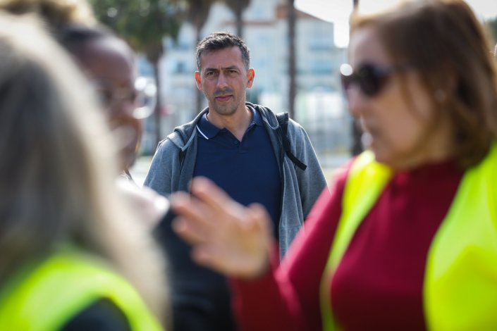 Tiago Oliveira, secretário-geral da CGTP-IN, numa concentração de trabalhadores da Izidoro, em frente à empresa, durante uma greve de 24 horas pela negociação de um contrato colectivo para o sector das carnes, fim da precariedade, progressão na carreira, por melhores condições de trabalho e aumentos salariais dignos, no Montijo, Setúbal. 26 de Abril de 2024 