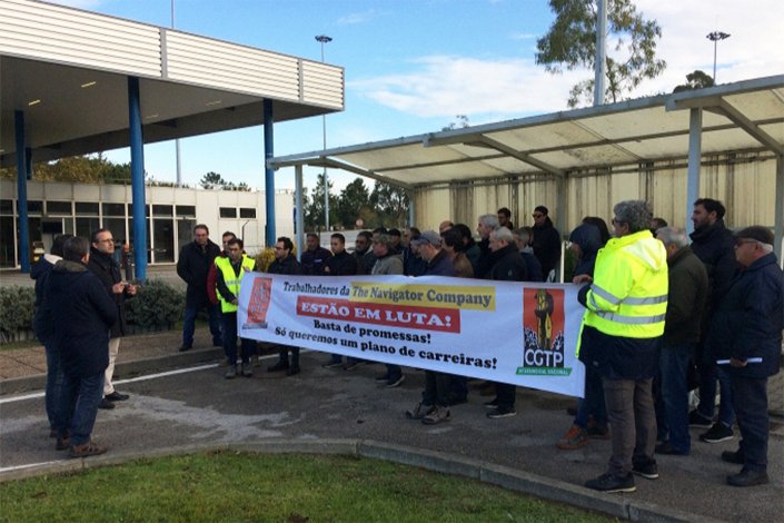 Piquete de greve dos trabalhadores da Navigator de Figueira da Foz em 2019.