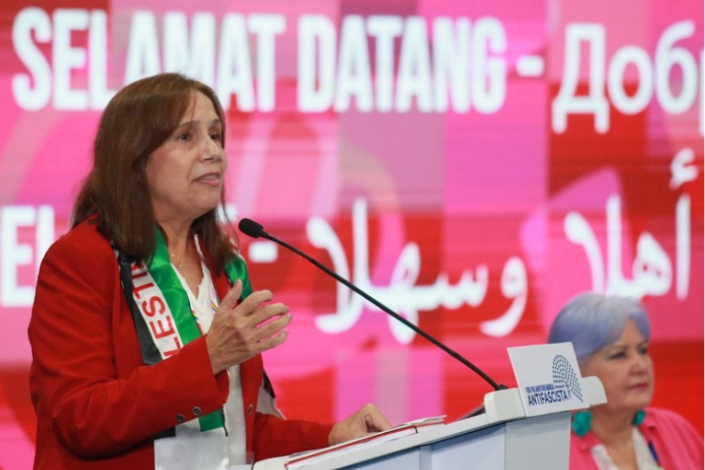 Ana María Mari Machado, vice-presidente da Assembleia Nacional de Cuba, no Fórum Parlamentar Mundial Antifascista, em Caracas