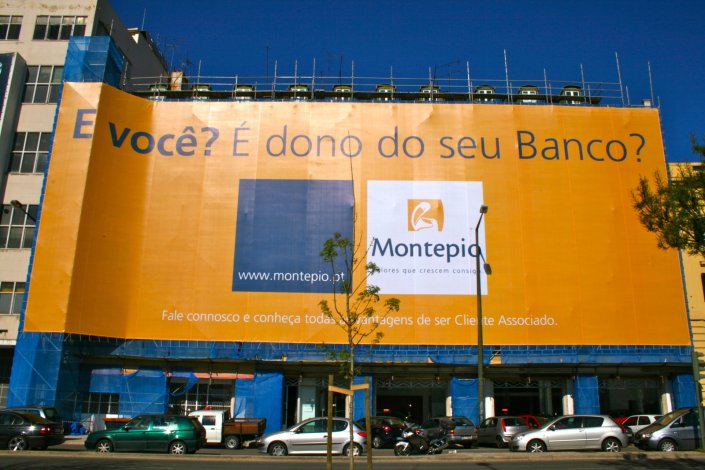 A transformação em sociedade anónima pode abrir o capital da Caixa Económica a privados