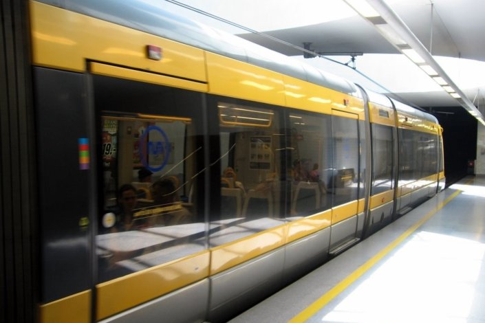 O contrato swap do Metro do Porto já fez a taxa de juro subir até aos 90%