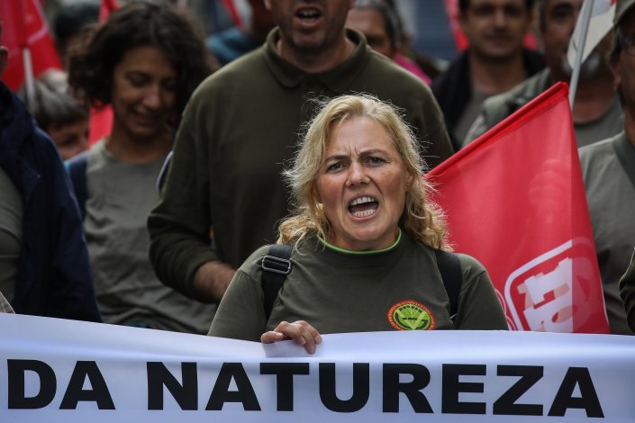 Manifestação nacional de Vigilantes da Natureza promovida pela Federação Nacional dos Sindicatos dos Trabalhadores em Funções Públicas e Sociais (FNSTFPS/CGTP-IN), para exigir a valorização da carreira e a melhoria das condições de trabalho. Lisboa, 15 de Outubro de 2018