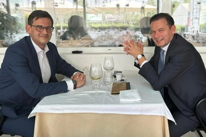 Encontro de Rui Rocha, presidente da Iniciativa Liberal, e Luís Montenegro, presidente do PSD e actual primeiro-ministro de Portugal, antes da eleições legislativas de 2024 