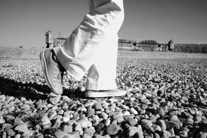 «Aqueles Que Ficaram (Em Toda a Parte Todo o Mundo Tem)», de Marianela Valverde e Humberto Candeias 