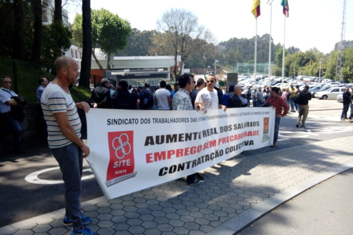 Trabalhadores da Groz-Beckert fizeram novamente greve