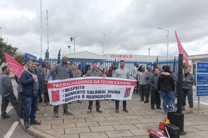 Trabalhadores da Teijin na Autoeuropa em greve, convocada pelo SITE Sul/CGTP-IN. Palmela, 16 de Abril de 2025 