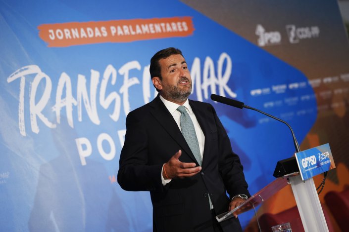 Hugo Soares, líder da bancada parlamentar do PSD, nas jornadas parlamentar do PSD/CDS-PP, em Évora. 15 de Julho de 2015 