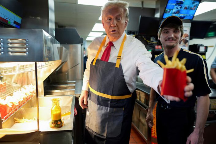 Donald Trump trabalhou num MacDonald em Outubro de 2024, durante a campanha eleitoral para as eleições presidenciais nos EUA