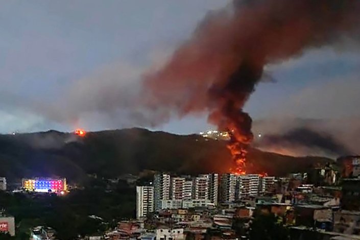 Ataque militar dos Estados Unidos da América contra Caracas, Venezuela. 3 de Janeiro de 2026