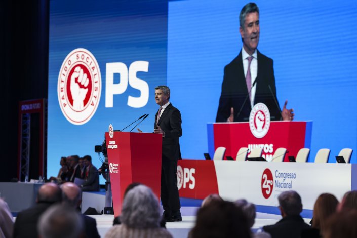 O 25º Congresso do PS está a decorrer em Viseu, num quadro em que, por um lado, aponta para a necessidade de revitalizar o partido e, por outro, se confronta com a dificuldade de sustentar uma oposição firme, considerando a sua cumplicidade e permissividade face às políticas da governação PSD/CDS.&nbsp;Viseu, 28 de Março de 2026&nbsp;