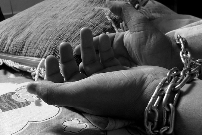 Através deste projecto, o MDM propõe-se «romper silêncios contra esta forma de violência que atenta contra a dignidade e os direitos»