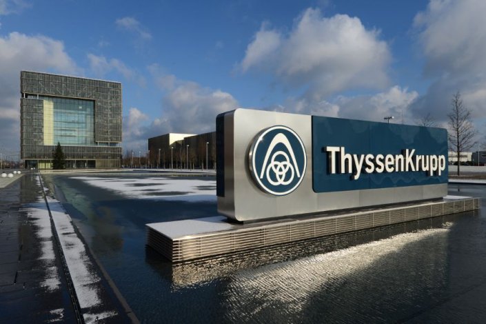O Grupo Industrial Thyssenkrupp AG, no 1.º trimestre do actual exercício, facturou 10,1 mil milhões de euros e teve lucros de 15 milhões de euros.