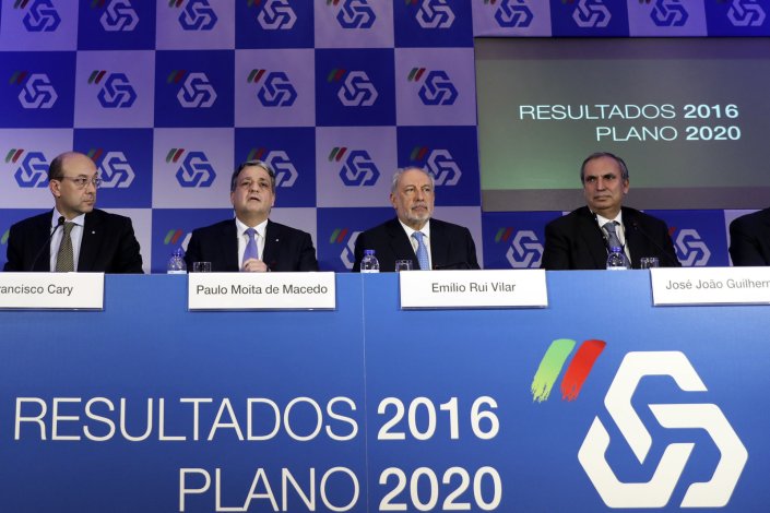 Paulo Macedo e Rui Vilar na apresentação dos resultados da Caixa Geral de Depósitos