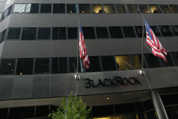 A Blackrock, tem participações em empresas portuguesas como a EDP, a Jerónimo Martins, os CTT, o BCP ou a NOS