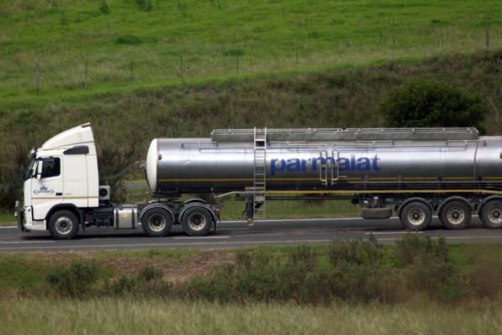 A fábrica da Parmalat em Portugal está localizada em Águas de Moura, na freguesia da Marateca (Palmela)