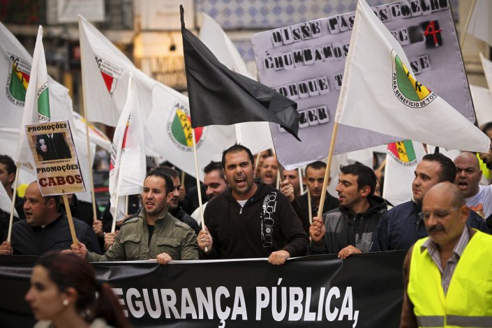 As forças de segurança têm realizado vários protestos, sendo a progressão nas carreiras uma das reivindicações
